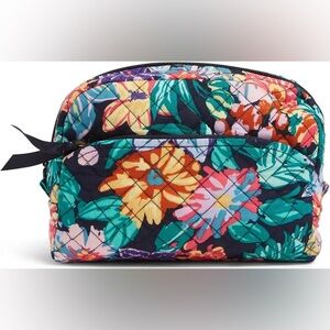 Vera Bradley Happy Blooms Make up Bag